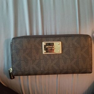 MK zip around wallet